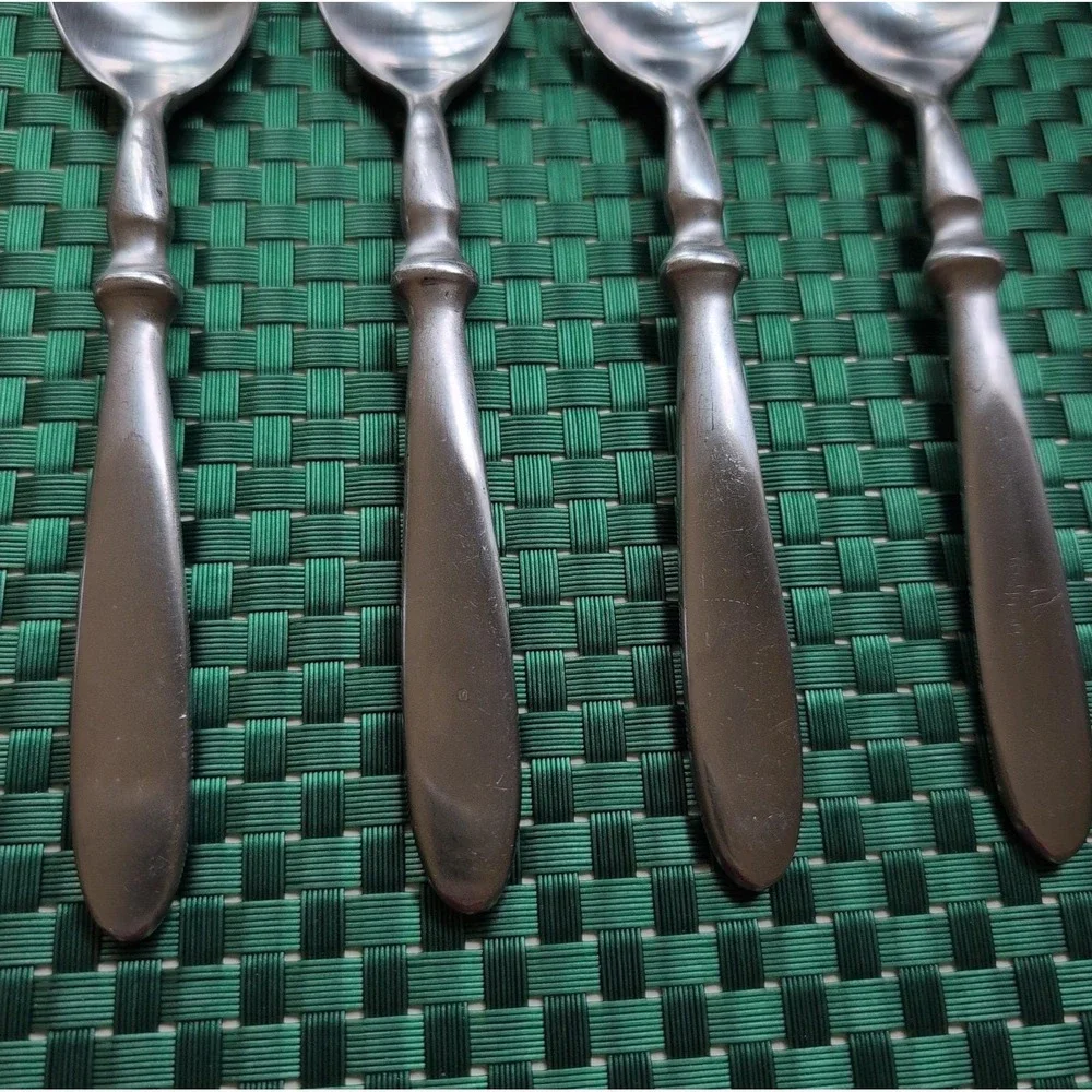 Cambridge TOWNHOUSE Teaspoons Set Lot of 4 SATIN Stainless Bistro Style VTG